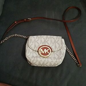 Michael Kors Fulton Signature Mini Crossbody